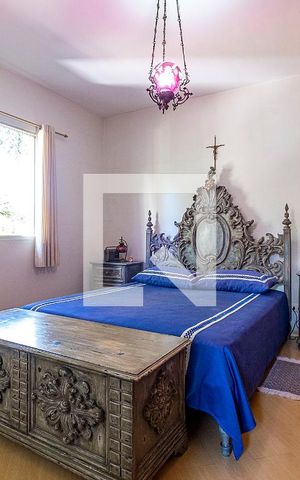 Casa à venda com 282m², 3 quartos e 3 vagas Casa à venda com 282m², 3 quartos e 3 vagasSuíte