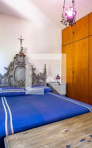 Casa à venda com 282m², 3 quartos e 3 vagas Casa à venda com 282m², 3 quartos e 3 vagasSuíte
