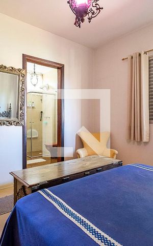 Casa à venda com 282m², 3 quartos e 3 vagas Casa à venda com 282m², 3 quartos e 3 vagasSuíte
