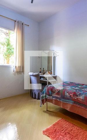Casa à venda com 282m², 3 quartos e 3 vagas Casa à venda com 282m², 3 quartos e 3 vagasQuarto 2