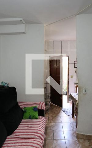 Casa à venda com 100m², 2 quartos e sem vagaSala