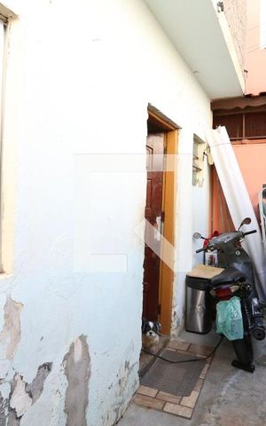 Casa à venda com 100m², 2 quartos e sem vagaQuintal