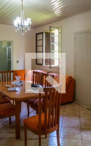 Casa para alugar com 25000m², 3 quartos e 2 vagasSala