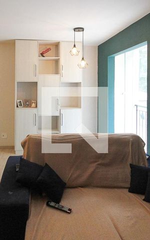 Apartamento à venda com 60m², 3 quartos e 1 vaga Apartamento à venda com 60m², 3 quartos e 1 vagaSala