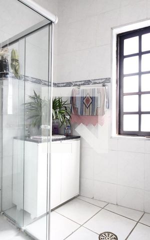 Casa para alugar com 140m², 3 quartos e sem vagaBanheiro
