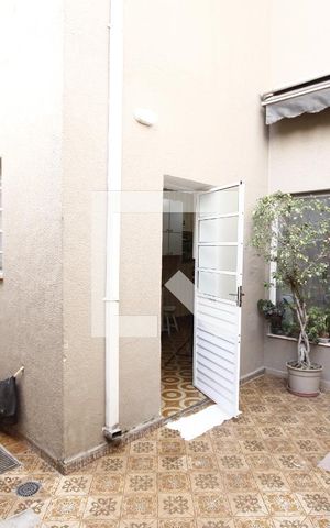 Casa para alugar com 140m², 3 quartos e sem vagaQuintal