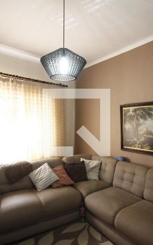 Casa para alugar com 140m², 3 quartos e sem vagaSala 