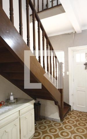 Casa para alugar com 140m², 3 quartos e sem vagaSala de entrada