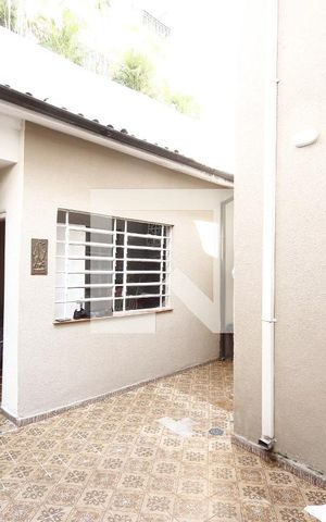 Casa para alugar com 140m², 3 quartos e sem vagaQuintal