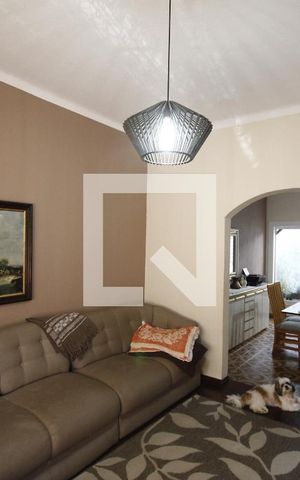 Casa para alugar com 140m², 3 quartos e sem vagaSala 