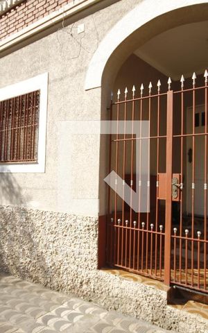 Casa para alugar com 140m², 3 quartos e sem vagaFachada