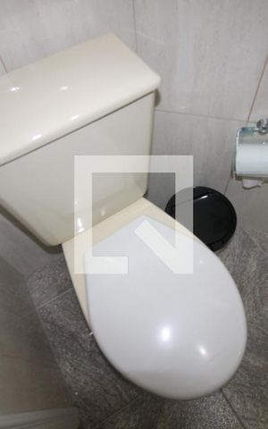 Apartamento à venda com 81m², 3 quartos e 2 vagasBanheiro