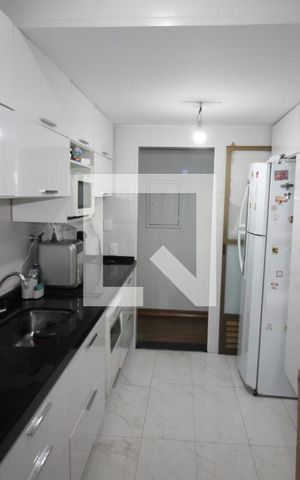 Apartamento à venda com 81m², 3 quartos e 2 vagasCozinha