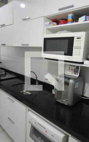 Apartamento à venda com 81m², 3 quartos e 2 vagasCozinha