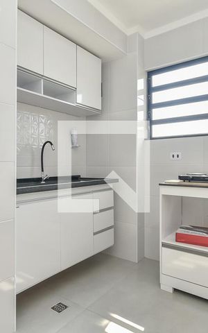 Studio para alugar com 42m², 1 quarto e sem vaga Studio para alugar com 42m², 1 quarto e sem vagaCozinha