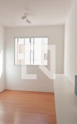 Apartamento para alugar com 42m², 2 quartos e 1 vaga Apartamento para alugar com 42m², 2 quartos e 1 vagaSala/cozinha