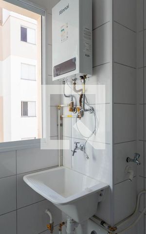 Apartamento para alugar com 42m², 2 quartos e 1 vaga Apartamento para alugar com 42m², 2 quartos e 1 vagaÁrea de serviço