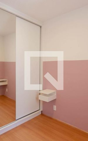 Apartamento para alugar com 42m², 2 quartos e 1 vaga Apartamento para alugar com 42m², 2 quartos e 1 vagaQuarto