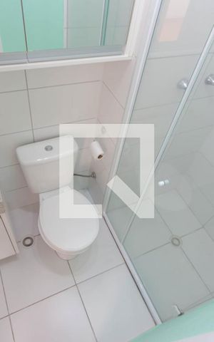 Apartamento para alugar com 42m², 2 quartos e 1 vaga Apartamento para alugar com 42m², 2 quartos e 1 vagaBanheiro