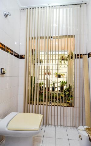 Casa à venda com 255m², 3 quartos e 4 vagasLavabo 