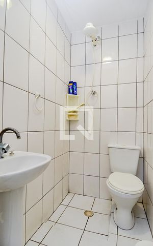 Casa à venda com 255m², 3 quartos e 4 vagasBanheiro de Serviço