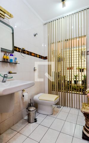 Casa à venda com 255m², 3 quartos e 4 vagasLavabo 
