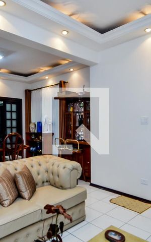 Casa à venda com 255m², 3 quartos e 4 vagasSala