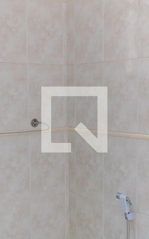 Apartamento para alugar com 80m², 2 quartos e sem vaga