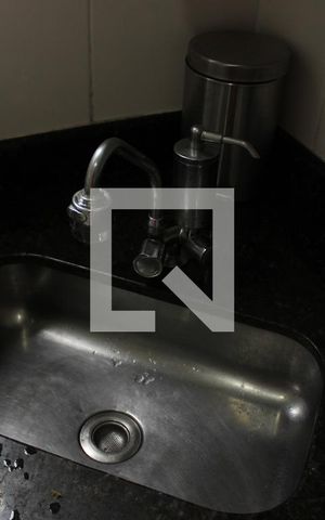 Apartamento para alugar com 81m², 2 quartos e sem vagaCozinha