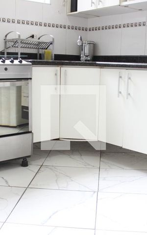 Apartamento para alugar com 81m², 2 quartos e sem vagaCozinha
