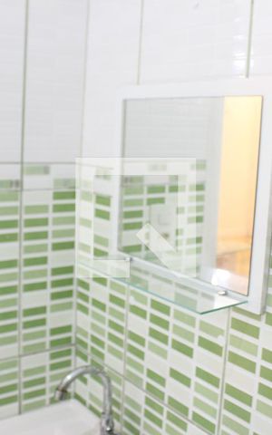 Apartamento para alugar com 81m², 2 quartos e sem vagaBanheiro