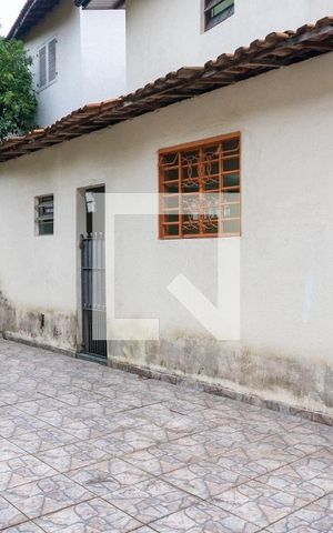 Casa à venda com 160m², 3 quartos e 3 vagas Casa à venda com 160m², 3 quartos e 3 vagasQuintal