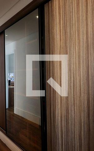 Apartamento à venda com 227m², 4 quartos e 4 vagasCorredor - Armário