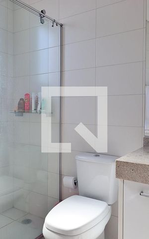 Apartamento à venda com 227m², 4 quartos e 4 vagasBanheiro da Suíte 2