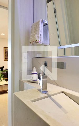 Apartamento à venda com 227m², 4 quartos e 4 vagasLavabo