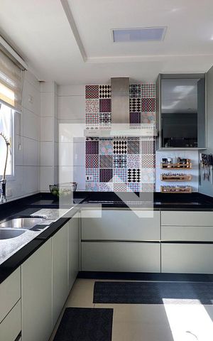 Apartamento à venda com 227m², 4 quartos e 4 vagasCozinha