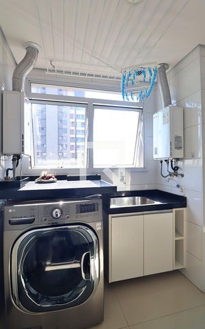 Apartamento à venda com 227m², 4 quartos e 4 vagasÁrea de Serviço