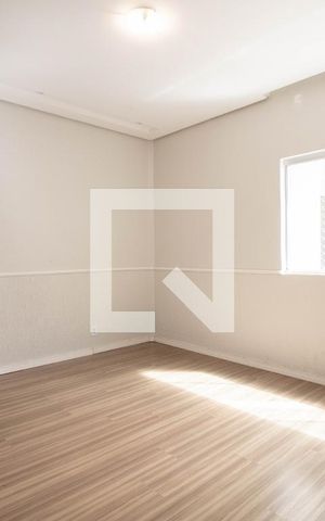 Casa para alugar com 250m², 3 quartos e 2 vagas Casa para alugar com 250m², 3 quartos e 2 vagasSuíte 2