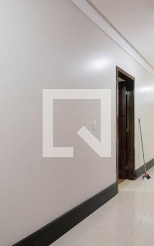 Casa para alugar com 250m², 3 quartos e 2 vagas Casa para alugar com 250m², 3 quartos e 2 vagasCorredor