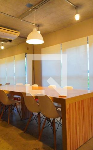 Apartamento à venda com 70m², 2 quartos e 2 vagasÁrea comum - Salão de festas