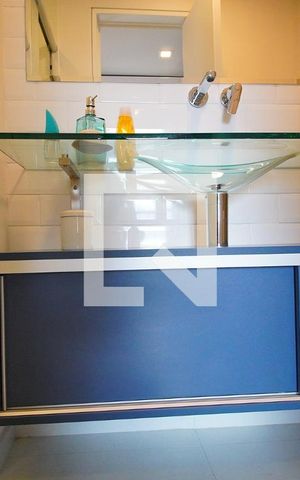 Apartamento à venda com 70m², 2 quartos e 2 vagasBanheiro