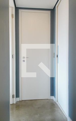 Apartamento à venda com 70m², 2 quartos e 2 vagasCorredor