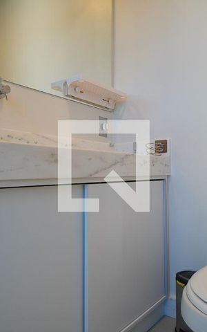 Apartamento à venda com 70m², 2 quartos e 2 vagasBanheiro da Suíte