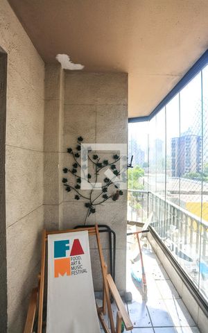 Apartamento à venda com 90m², 3 quartos e 2 vagasVaranda