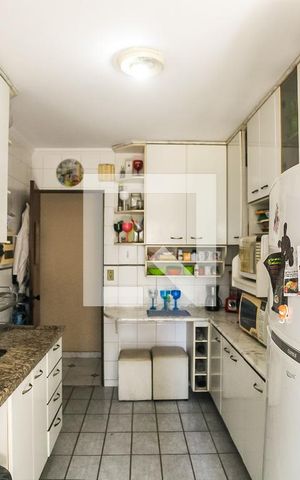 Apartamento à venda com 90m², 3 quartos e 2 vagasCozinha