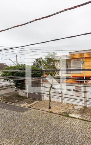 Casa à venda com 186m², 2 quartos e 2 vagas Casa à venda com 186m², 2 quartos e 2 vagasVista da Varanda