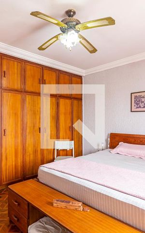Casa à venda com 186m², 2 quartos e 2 vagas Casa à venda com 186m², 2 quartos e 2 vagasQuarto 2