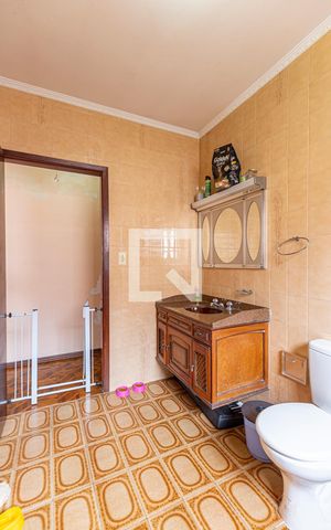 Casa à venda com 186m², 2 quartos e 2 vagas Casa à venda com 186m², 2 quartos e 2 vagasBanheiro 2
