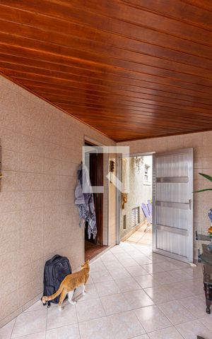 Casa à venda com 186m², 2 quartos e 2 vagas Casa à venda com 186m², 2 quartos e 2 vagasHall de Entrada