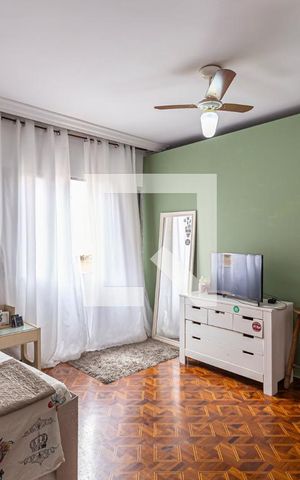 Casa à venda com 186m², 2 quartos e 2 vagas Casa à venda com 186m², 2 quartos e 2 vagasQuarto 1